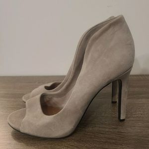 Vince Camuto Karolynn Peep Toe Pumps sz 10